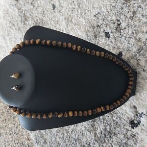Tiger's eye necklace and earrings